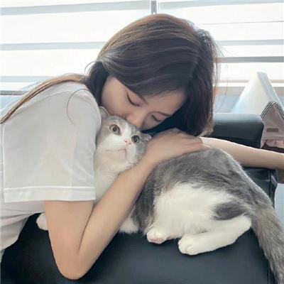 软玉温香抱满怀
